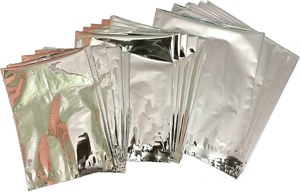 Shiny aluminum foil bags and stand-up zipper pouches for premium flexible packaging supplies